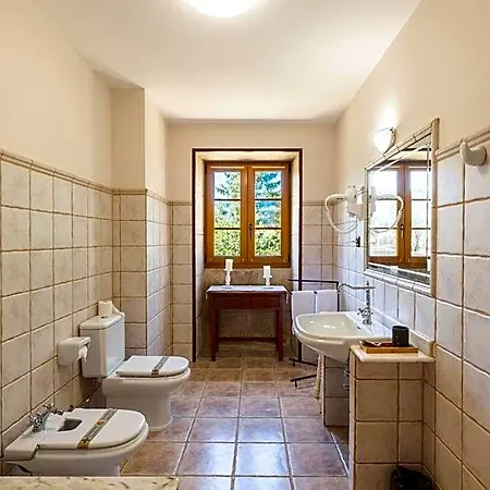 Casa De Trillo Galitrips Hotel